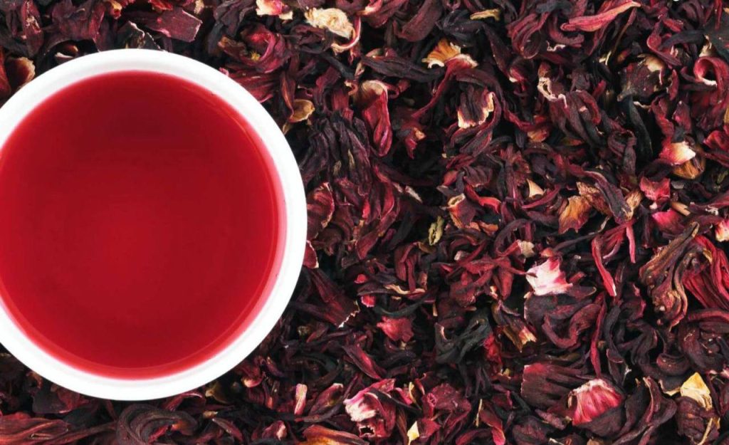 Καρκάντε — ένα έντονο ρόφημα από πέταλα ιβίσκου